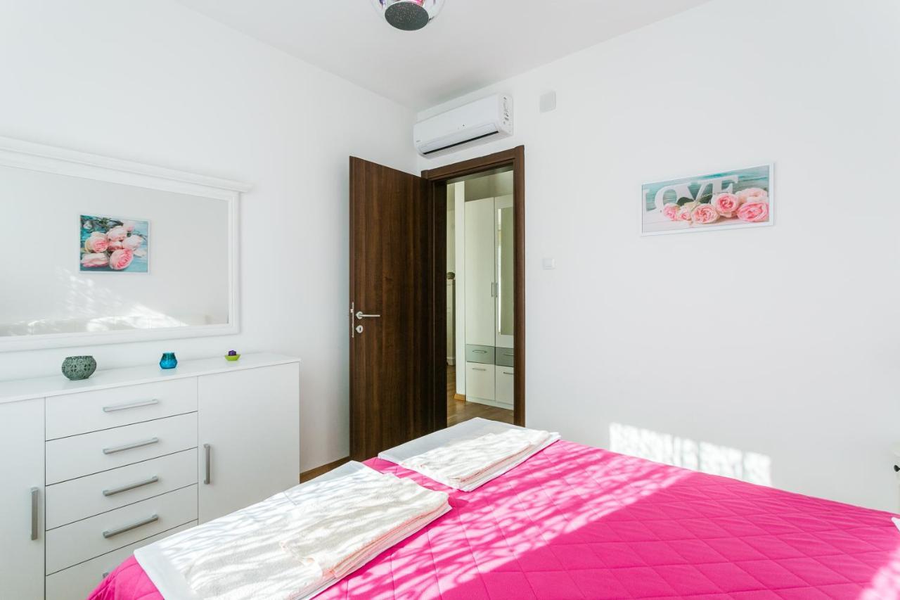 Apartments Lora Cetinjska บุดวา ภายนอก รูปภาพ